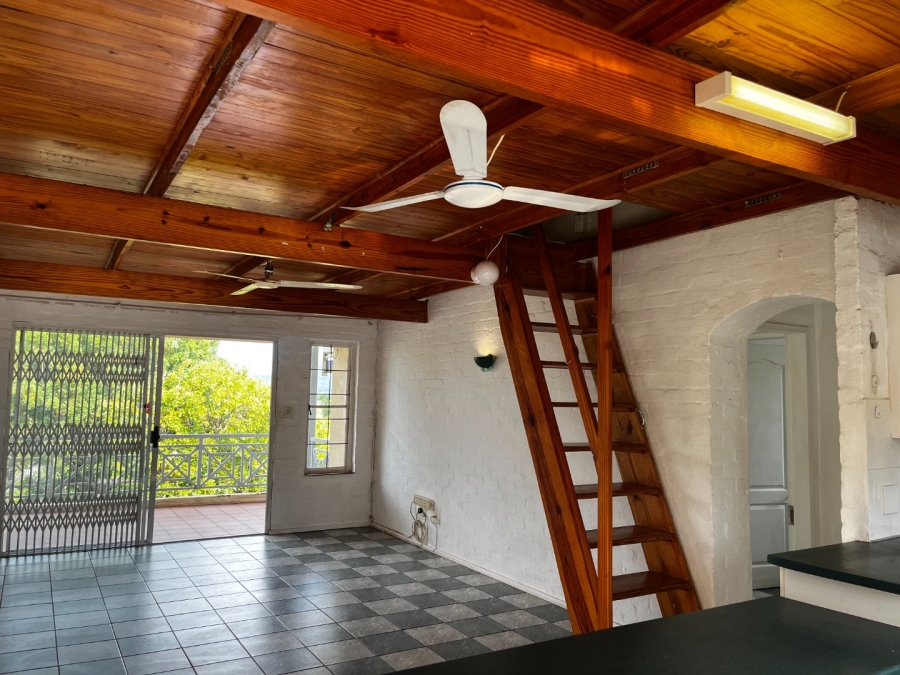 2 Bedroom Property for Sale in Caribbean Beach Club North West
